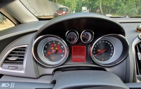 Opel Astra J, 2011 год, 650 000 рублей, 24 фотография