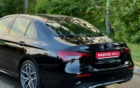 Mercedes-Benz E-Класс, 2020 год, 3 950 000 рублей, 10 фотография