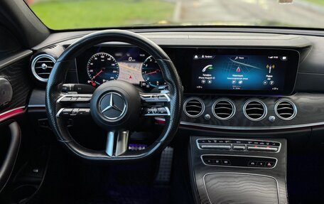 Mercedes-Benz E-Класс, 2020 год, 3 950 000 рублей, 27 фотография