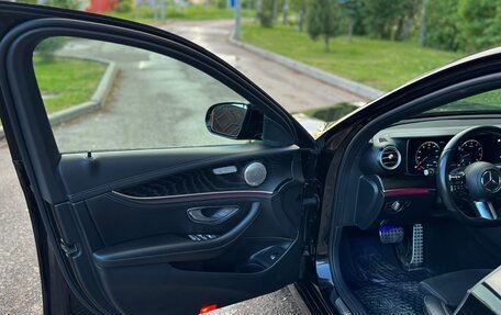Mercedes-Benz E-Класс, 2020 год, 3 950 000 рублей, 23 фотография