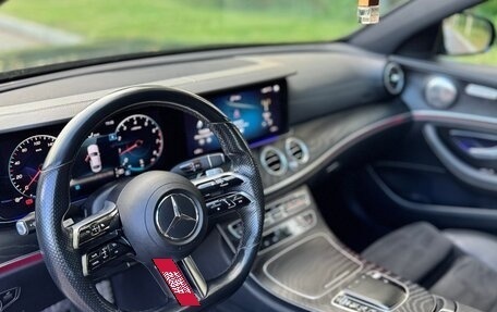 Mercedes-Benz E-Класс, 2020 год, 3 950 000 рублей, 25 фотография