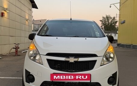 Chevrolet Spark III, 2011 год, 550 000 рублей, 3 фотография