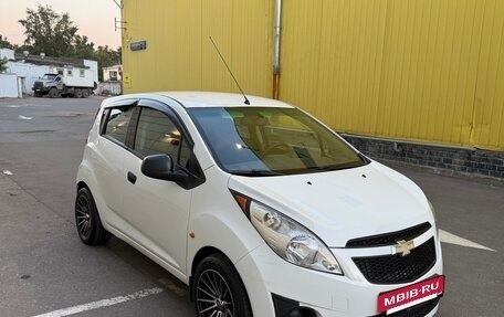Chevrolet Spark III, 2011 год, 550 000 рублей, 4 фотография
