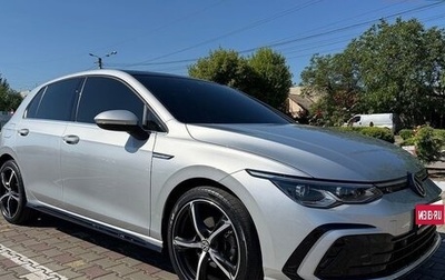 Volkswagen Golf VIII, 2022 год, 2 100 000 рублей, 1 фотография