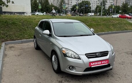KIA cee'd I рестайлинг, 2009 год, 500 000 рублей, 3 фотография