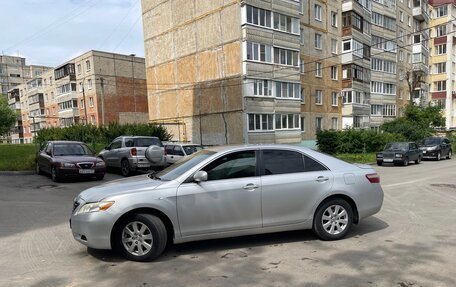 Toyota Camry, 2007 год, 990 000 рублей, 2 фотография
