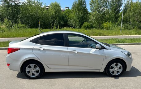 Hyundai Solaris II рестайлинг, 2014 год, 1 150 000 рублей, 4 фотография