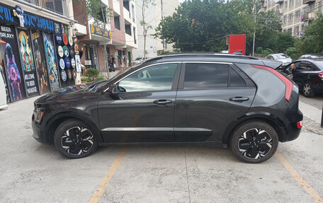 KIA Niro, 2023 год, 1 600 000 рублей, 8 фотография