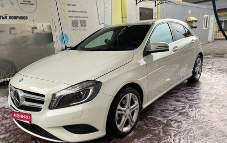 Mercedes-Benz A-Класс, 2013 год, 1 175 000 рублей, 14 фотография