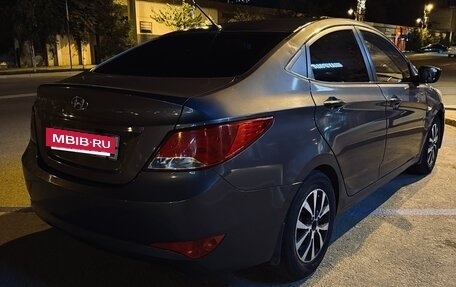 Hyundai Solaris II рестайлинг, 2016 год, 650 000 рублей, 3 фотография