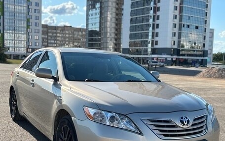 Toyota Camry, 2008 год, 800 000 рублей, 1 фотография