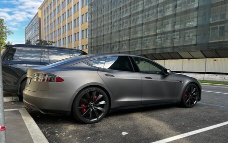 Tesla Model S I, 2012 год, 1 700 000 рублей, 35 фотография