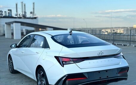 Hyundai Elantra, 2023 год, 2 600 000 рублей, 3 фотография