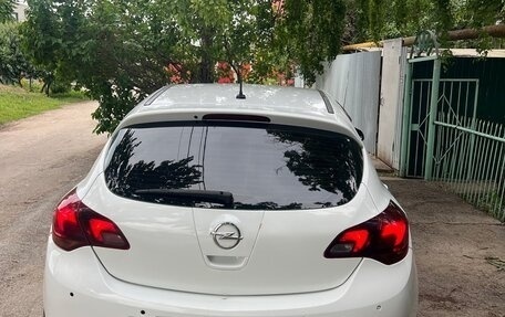 Opel Astra J, 2012 год, 777 000 рублей, 11 фотография