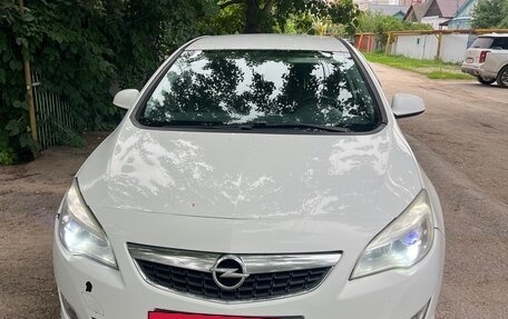 Opel Astra J, 2012 год, 777 000 рублей, 2 фотография