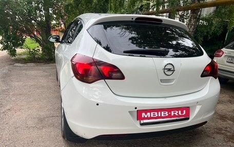 Opel Astra J, 2012 год, 777 000 рублей, 7 фотография