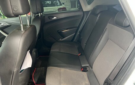 Opel Astra J, 2012 год, 777 000 рублей, 17 фотография