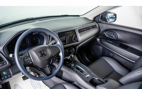 Honda Vezel, 2022 год, 2 499 000 рублей, 8 фотография