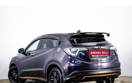 Honda Vezel, 2022 год, 2 499 000 рублей, 6 фотография