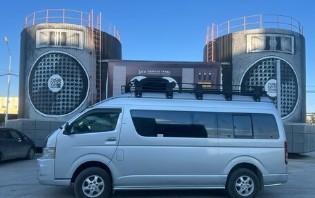Toyota HiAce H200, 2008 год, 2 350 000 рублей, 2 фотография
