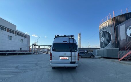 Toyota HiAce H200, 2008 год, 2 350 000 рублей, 5 фотография
