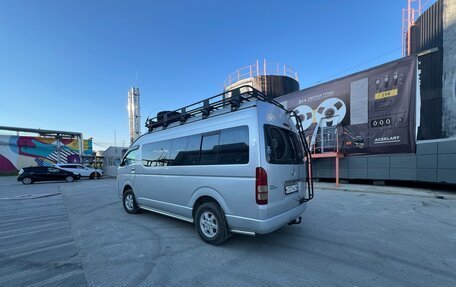 Toyota HiAce H200, 2008 год, 2 350 000 рублей, 6 фотография