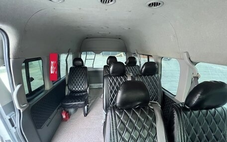 Toyota HiAce H200, 2008 год, 2 350 000 рублей, 20 фотография
