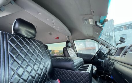 Toyota HiAce H200, 2008 год, 2 350 000 рублей, 29 фотография