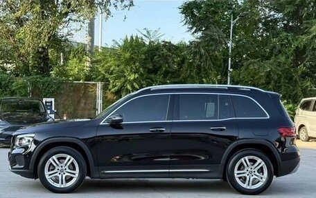 Mercedes-Benz GLB, 2021 год, 4 100 000 рублей, 3 фотография