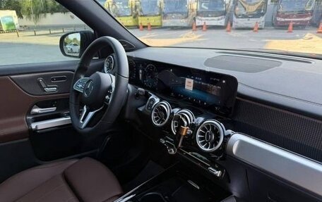 Mercedes-Benz GLB, 2021 год, 4 100 000 рублей, 4 фотография