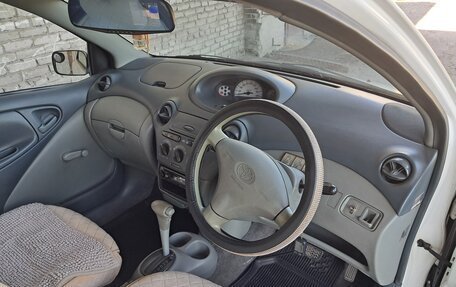 Toyota Vitz, 2000 год, 240 000 рублей, 5 фотография