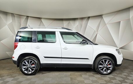 Skoda Yeti I рестайлинг, 2017 год, 1 397 000 рублей, 6 фотография