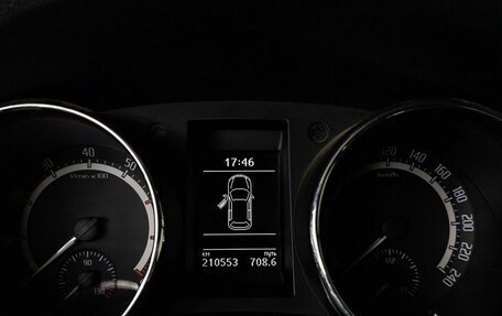 Skoda Yeti I рестайлинг, 2017 год, 1 397 000 рублей, 17 фотография