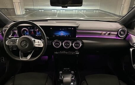 Mercedes-Benz A-Класс, 2023 год, 1 749 003 рублей, 9 фотография