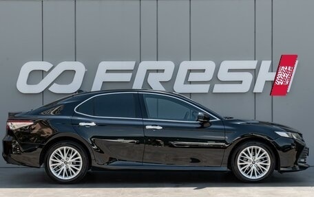 Toyota Camry, 2019 год, 2 599 000 рублей, 5 фотография