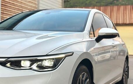 Volkswagen Golf VIII, 2023 год, 2 150 000 рублей, 4 фотография
