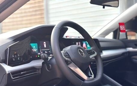 Volkswagen Golf VIII, 2023 год, 2 150 000 рублей, 5 фотография