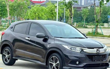 Honda Vezel, 2021 год, 1 355 520 рублей, 3 фотография