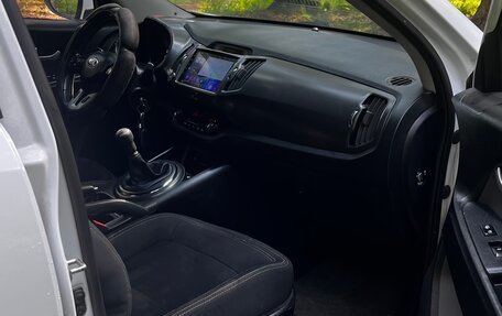 KIA Sportage III, 2013 год, 750 000 рублей, 7 фотография