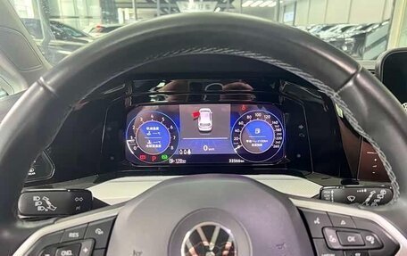 Volkswagen Golf VIII, 2022 год, 1 470 000 рублей, 8 фотография