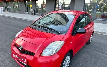 Toyota Yaris III рестайлинг, 2010 год, 368 000 рублей, 9 фотография