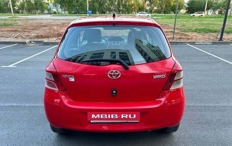 Toyota Yaris III рестайлинг, 2010 год, 368 000 рублей, 6 фотография