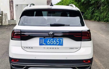 Volkswagen T-Cross I, 2022 год, 1 490 325 рублей, 4 фотография
