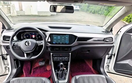 Volkswagen T-Cross I, 2022 год, 1 490 325 рублей, 6 фотография