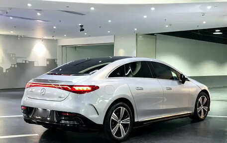 Mercedes-Benz EQE, 2022 год, 5 850 000 рублей, 6 фотография