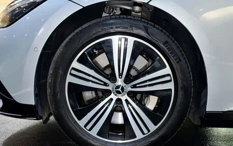 Mercedes-Benz EQE, 2022 год, 5 850 000 рублей, 20 фотография