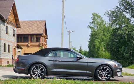 Ford Mustang VI рестайлинг, 2019 год, 4 400 000 рублей, 6 фотография