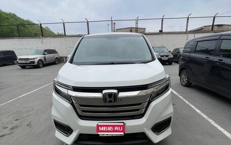 Honda Stepwgn IV, 2021 год, 2 050 000 рублей, 1 фотография