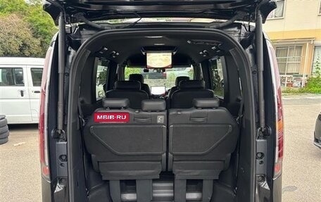 Honda Stepwgn, 2022 год, 2 150 300 рублей, 15 фотография