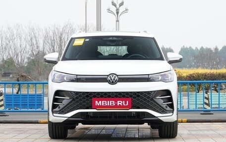 Volkswagen Tiguan, 2026 год, 4 390 000 рублей, 2 фотография